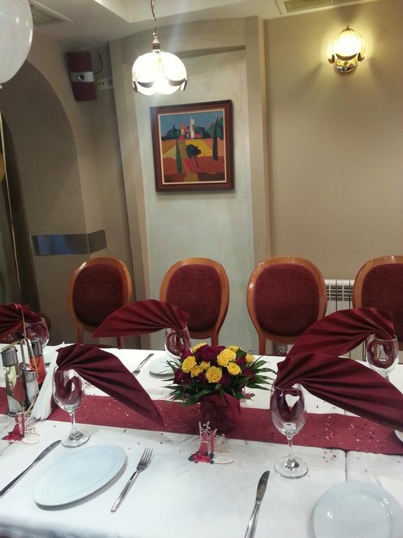 Hotel Kardinal Blagoevgrad Kültér fotó